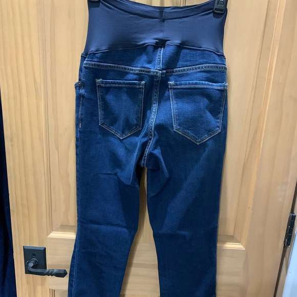 Old Navy Maternity Full Panel Straight, Size 2. - Picture 2 of 3